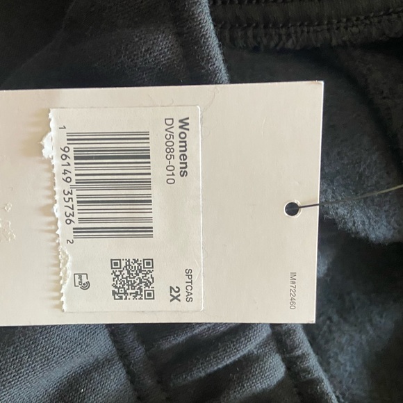 Nike sweats - women’s XXL  Standard fit - Picture 3 of 3